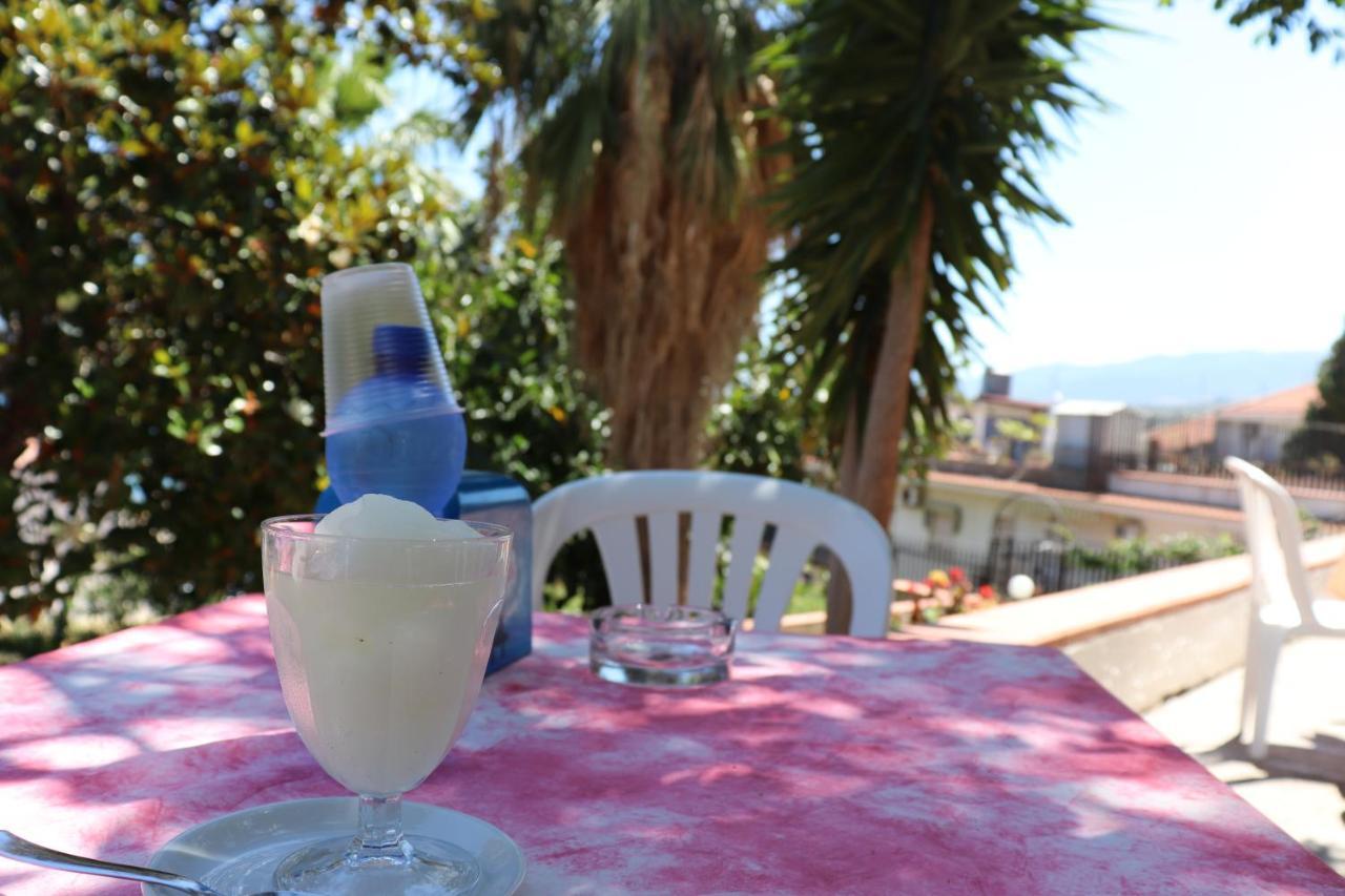 Terrazza Lungomare Villa Caronia Marina Exterior foto